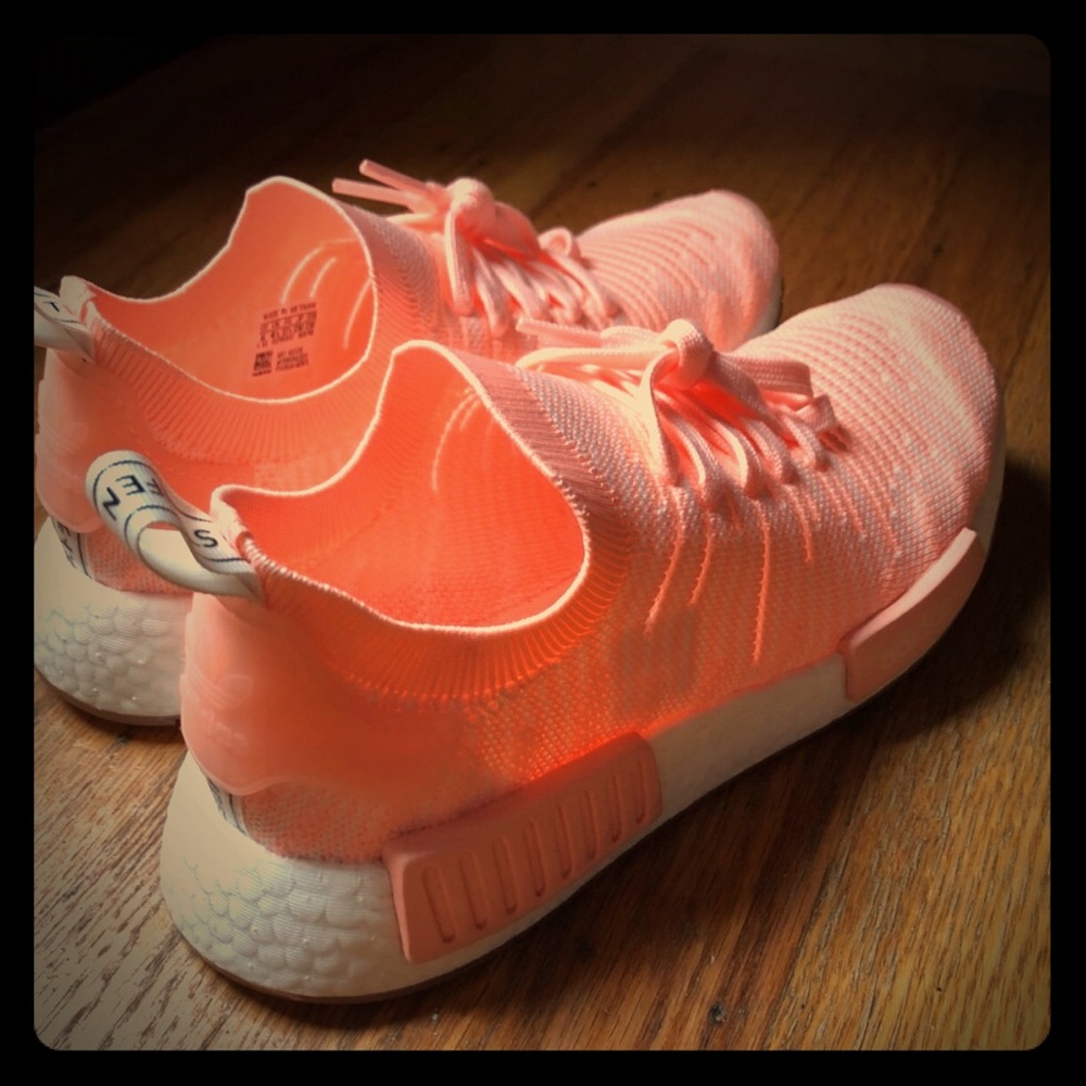 Adidas NMD R1 Primeknit women